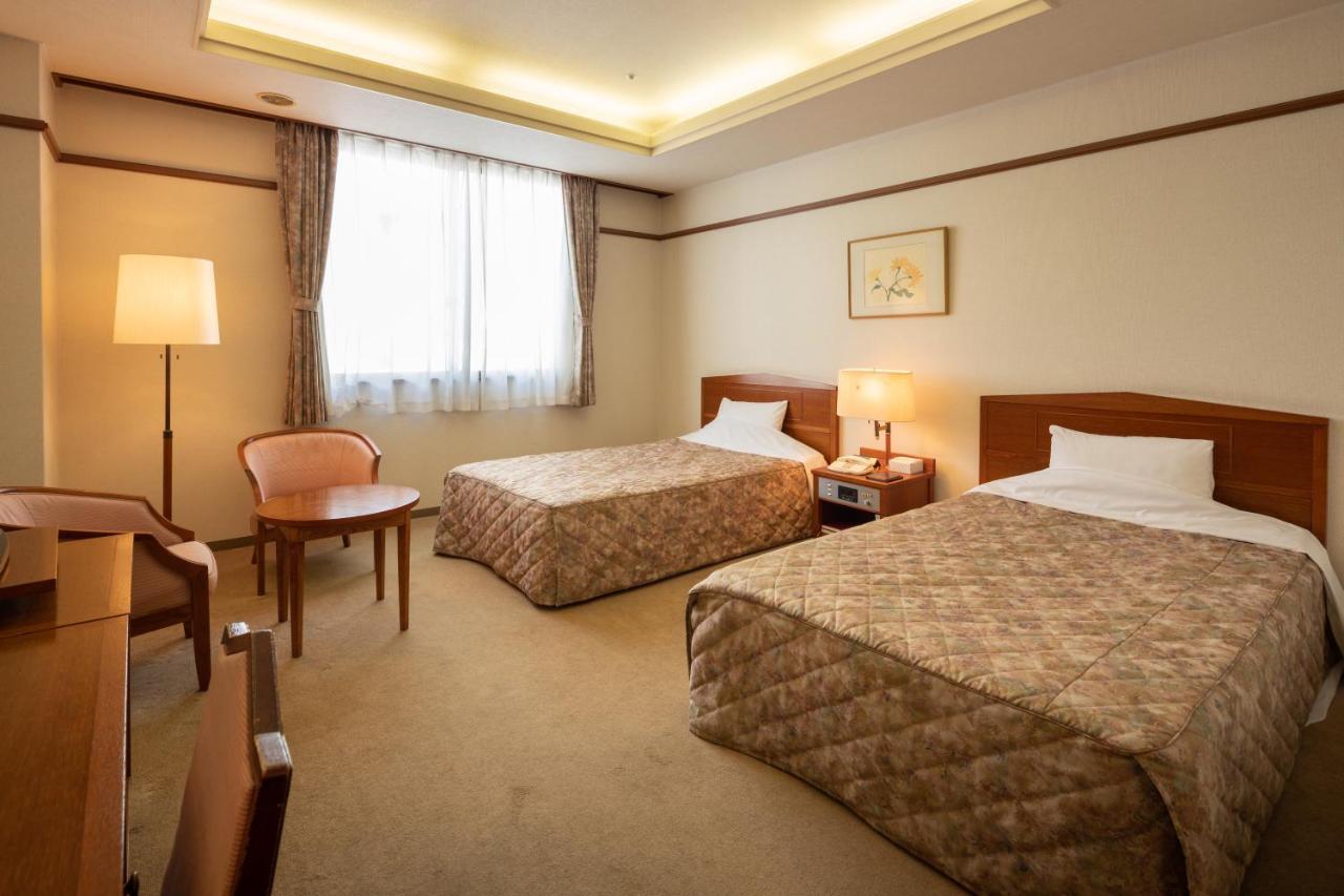 Hotel Danrokan Кофу Экстерьер фото