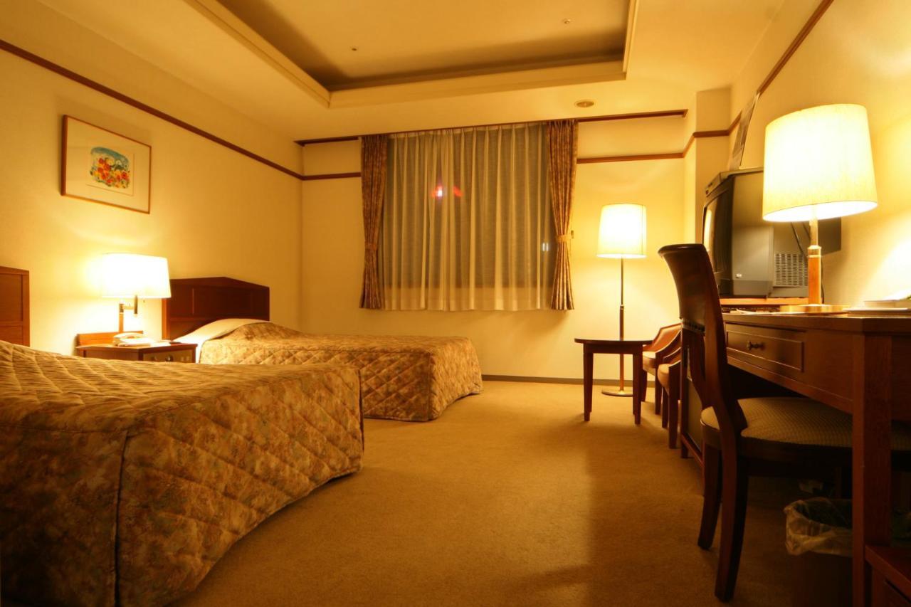 Hotel Danrokan Кофу Экстерьер фото
