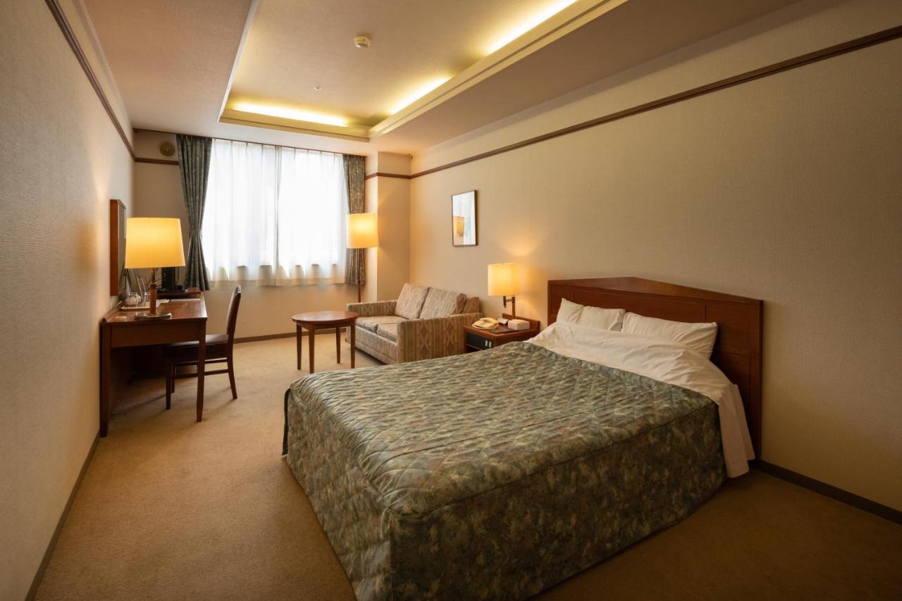 Hotel Danrokan Кофу Экстерьер фото