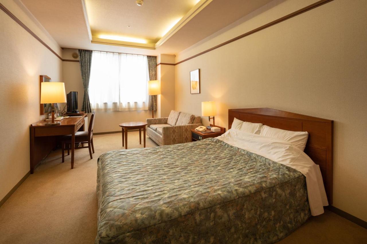 Hotel Danrokan Кофу Экстерьер фото
